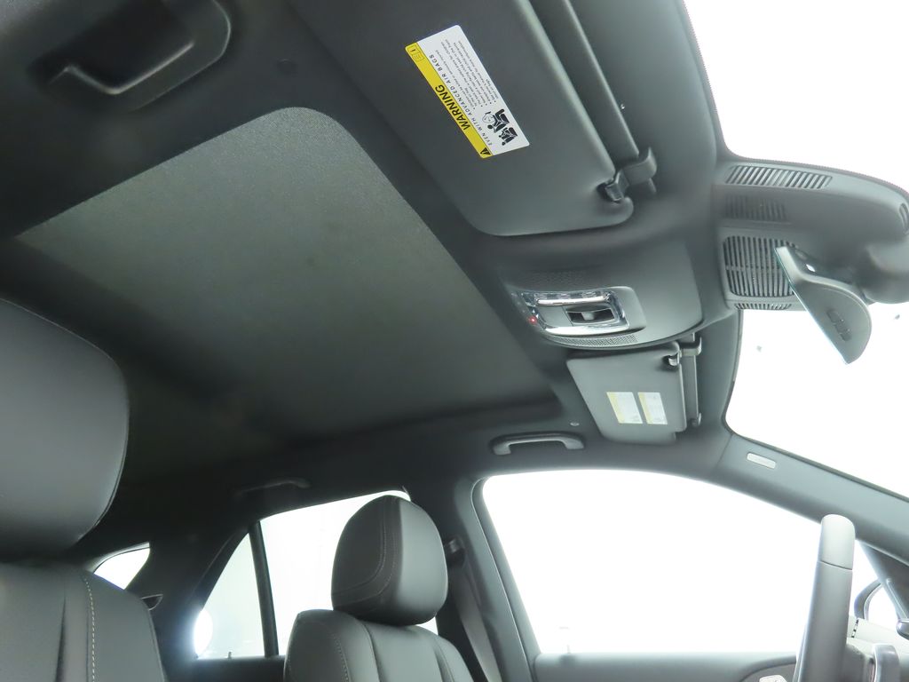 Thumbnail: 2026 Mercedes-Benz GLE - 18