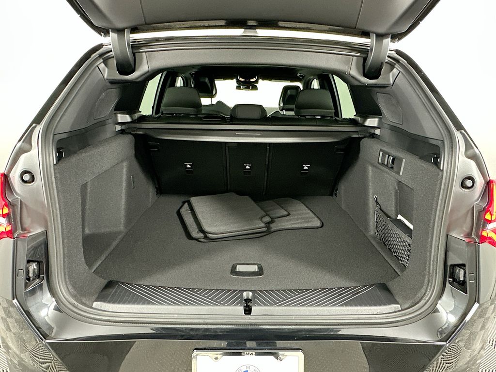 Thumbnail: 2025 BMW X3 - 25