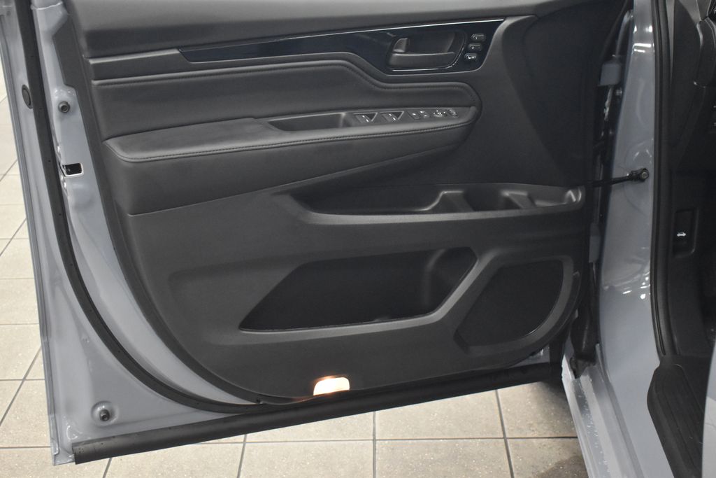 Thumbnail: 2026 Honda Odyssey - 8