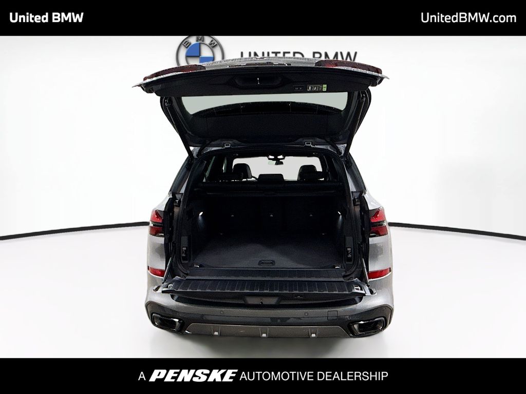 Thumbnail: 2026 BMW X5 - 14