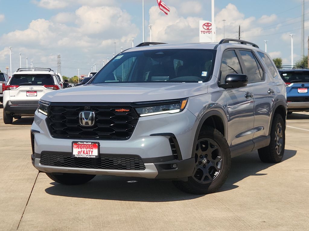 Lunar Silver Metallic 2025 Honda Pilot SUV / Crossover All-Wheel Drive Automatic