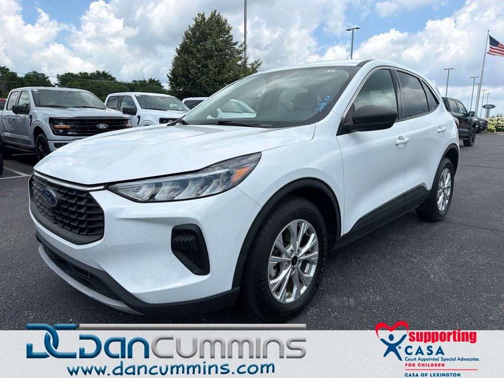 Oxford White 2023 Ford Escape Hybrid SUV / Crossover Front-Wheel Drive Continuously Variable Transmission