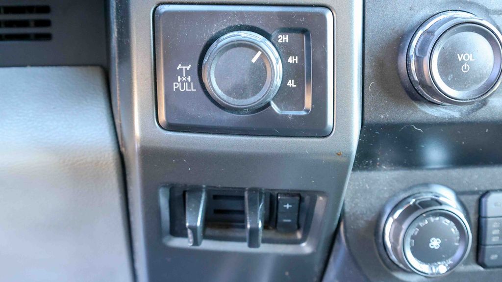 Used 2022 Ford Super Duty F-350 XLT 4D Crew Cab