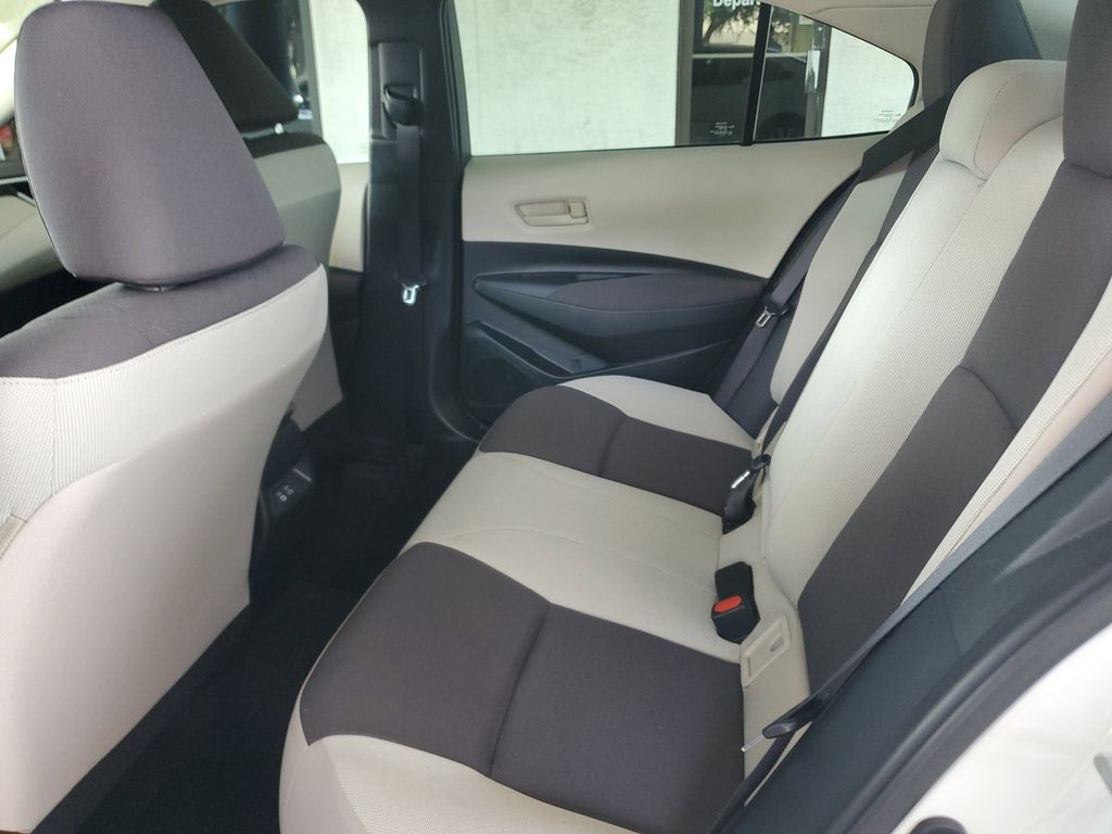 2023 Toyota Corolla LE photo 15