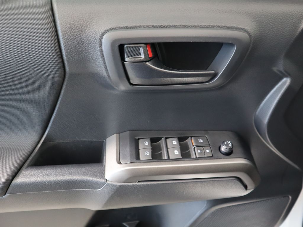 Thumbnail: 2023 Toyota Tacoma - 24