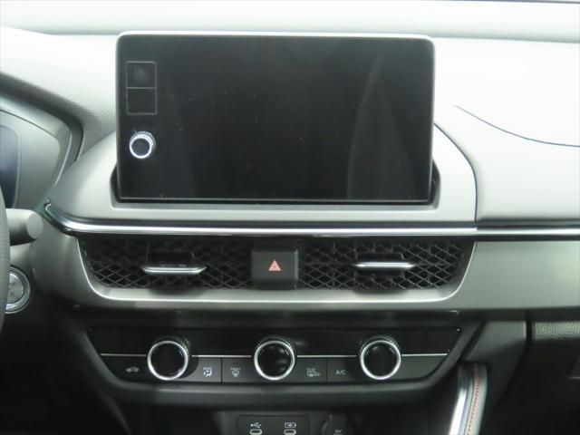 Thumbnail: 2025 Acura ADX - 15