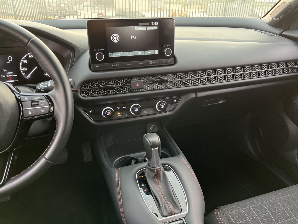 Thumbnail: 2025 Honda HR-V - 17