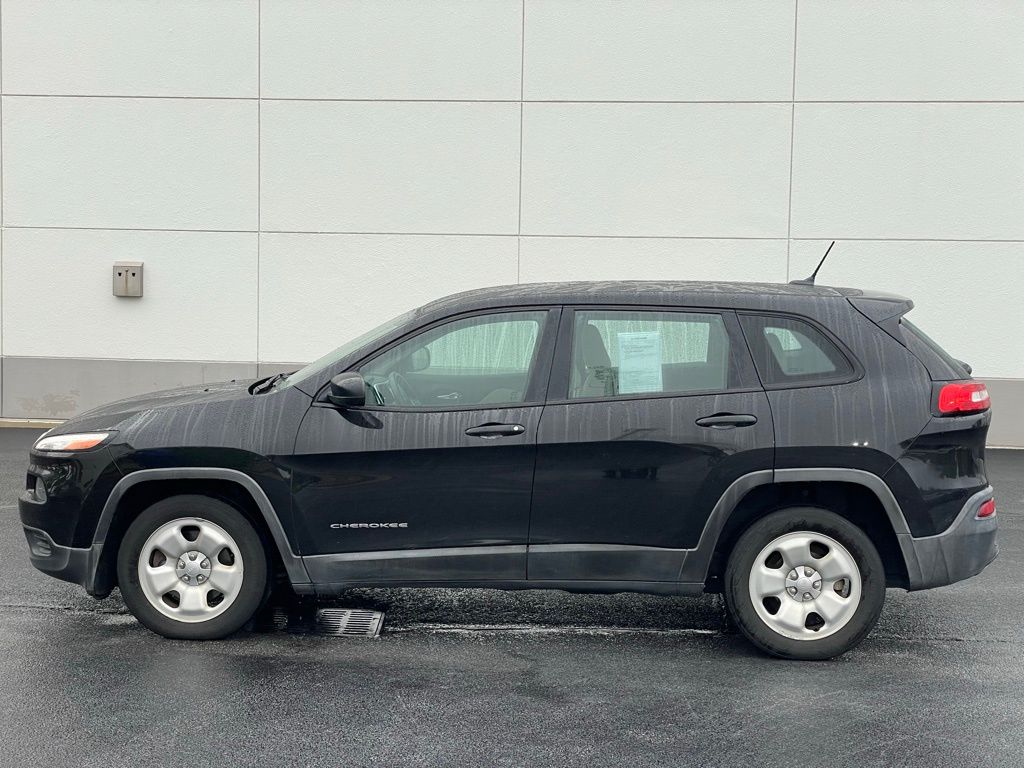 Thumbnail: 2015 Jeep Cherokee - 2