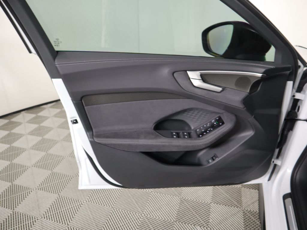 Thumbnail: 2025 Audi S5 - 26