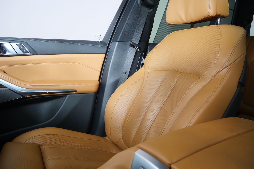 Thumbnail: 2020 BMW X5 - 26