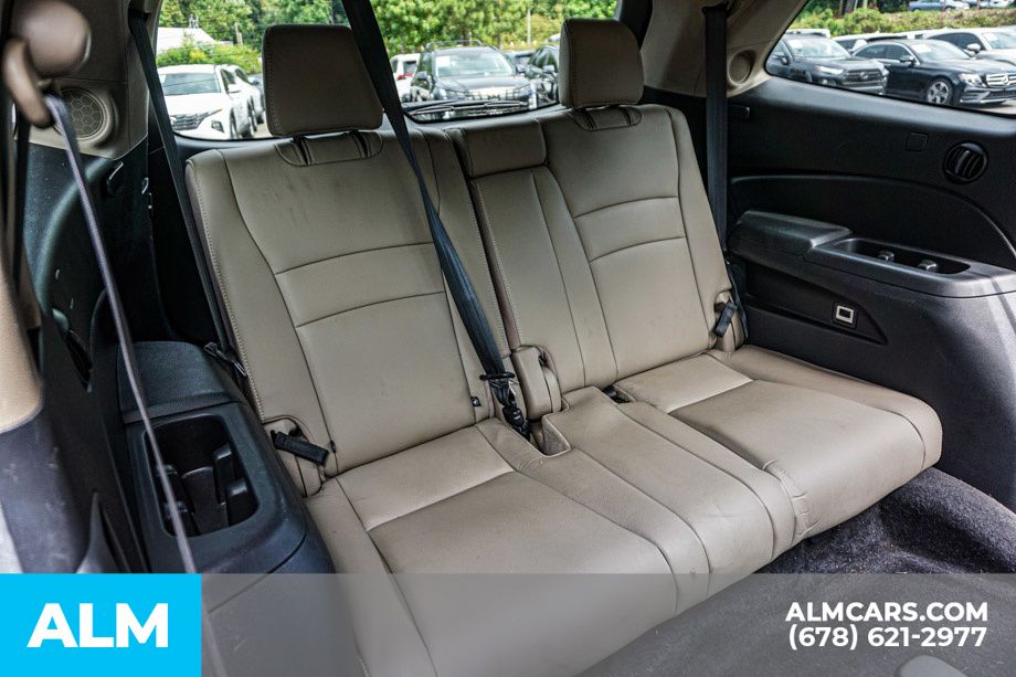 2019 Honda Pilot Elite photo 21