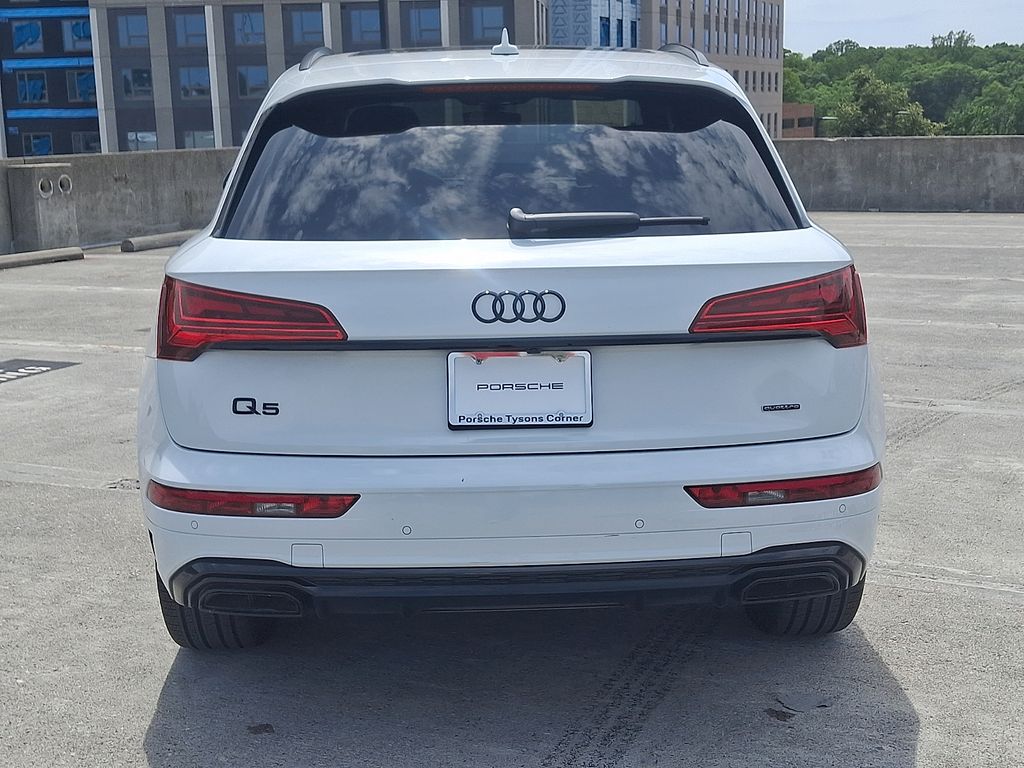 Thumbnail: 2025 Audi Q5 - 9
