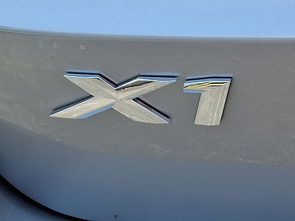 Thumbnail: 2026 BMW X1 - 11