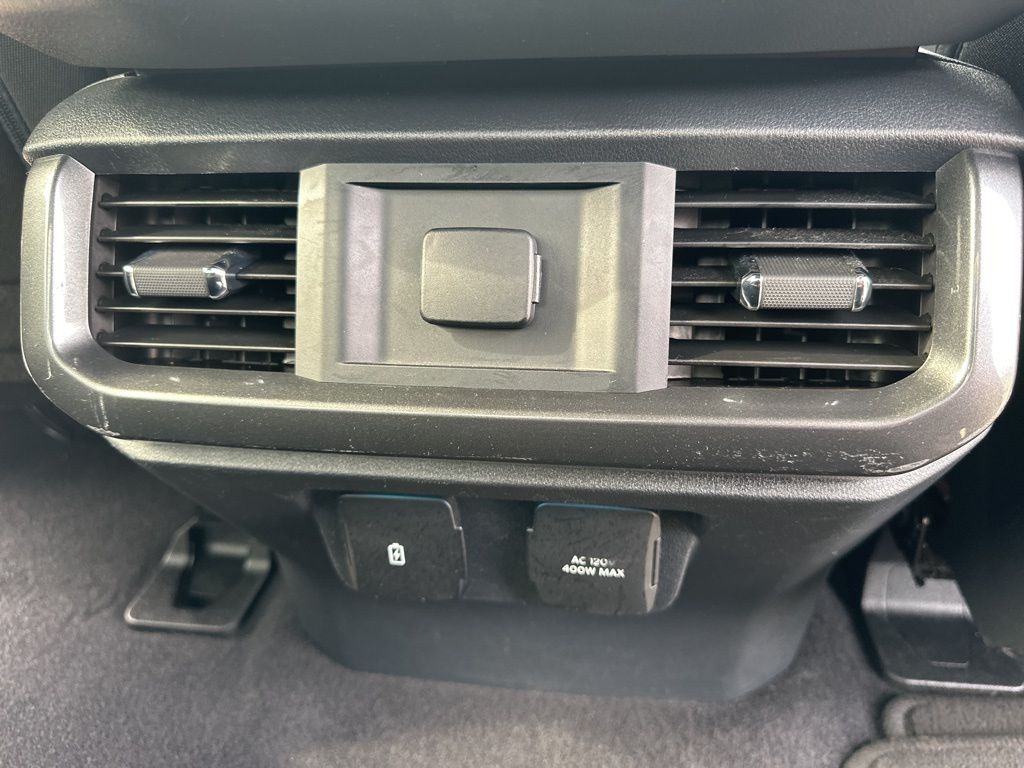 2023 Oxford White Ford F-150 XLT RWD Truck
