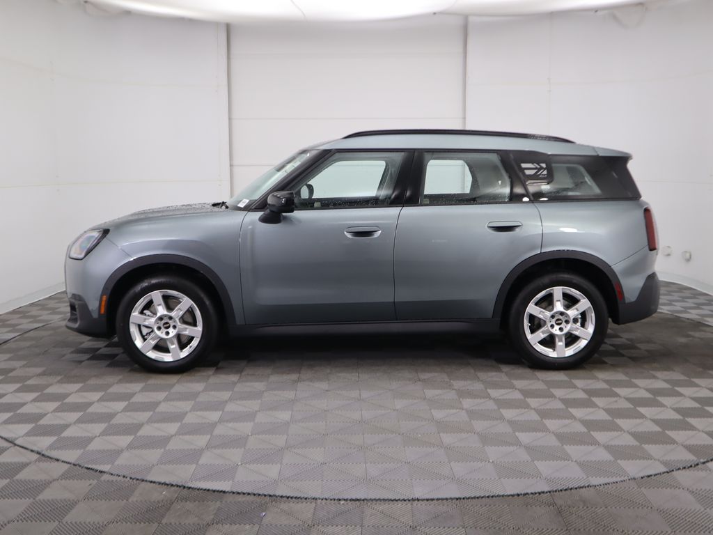 2025 MINI Cooper Countryman Base 8