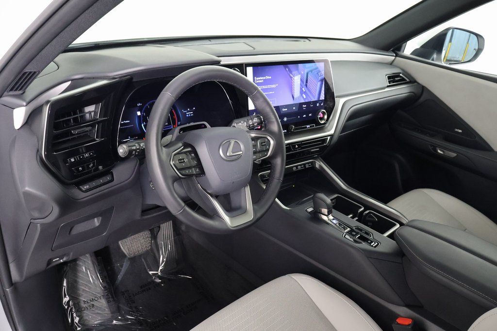 Thumbnail: 2025 Lexus TX - 7