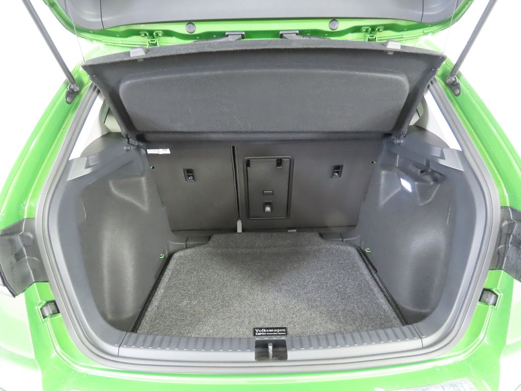 Thumbnail: 2025 Volkswagen Taos - 26