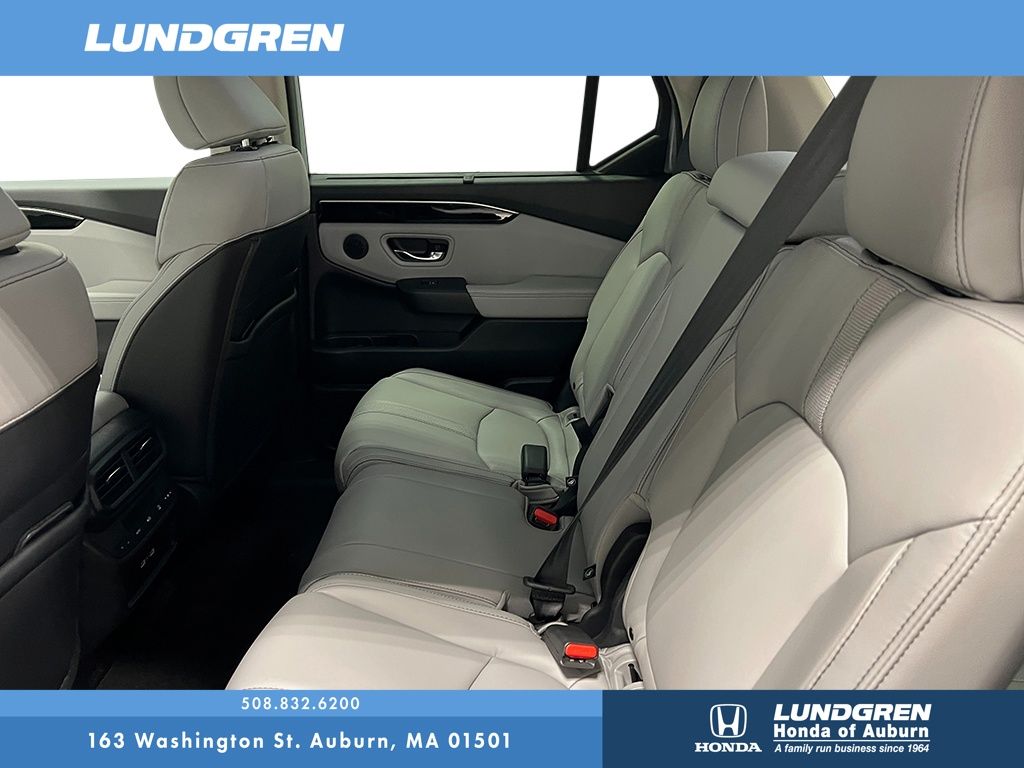 New 2025 Honda Pilot SUV