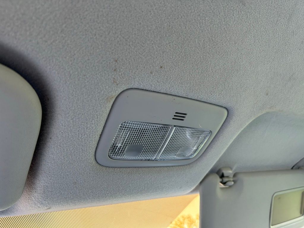 Thumbnail: 2011 Toyota Corolla - 23