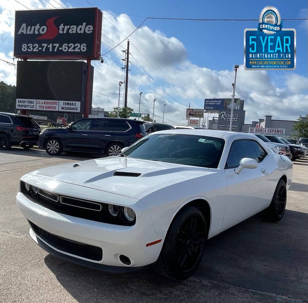 2017 Dodge Challenger SXT White at Cook Ford
