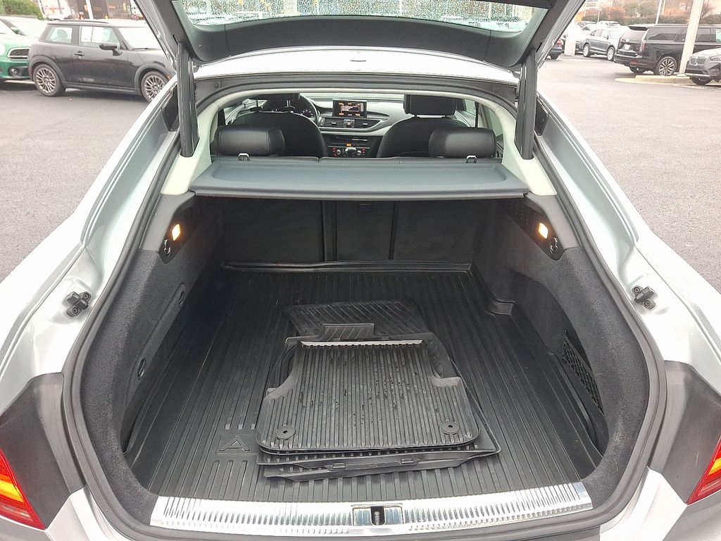 Thumbnail: 2012 Audi A7 - 29