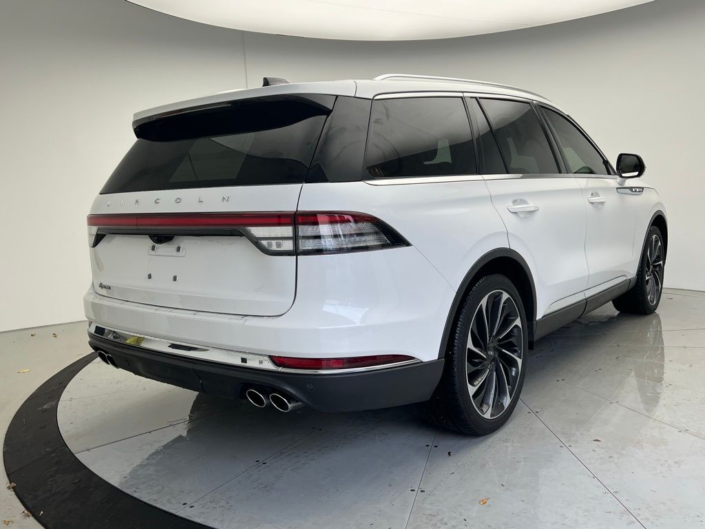 Thumbnail: 2025 Lincoln Aviator - 3
