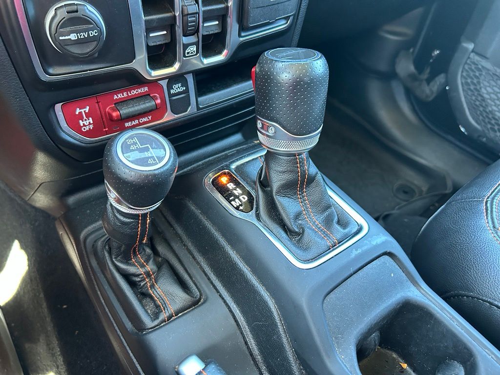 Thumbnail: 2022 Jeep Gladiator - 27
