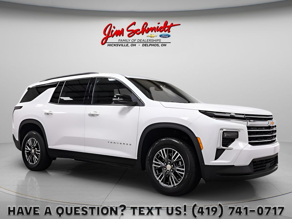 Summit White 2026 Chevrolet Traverse SUV / Crossover Four-Wheel Drive 8-Speed Automatic