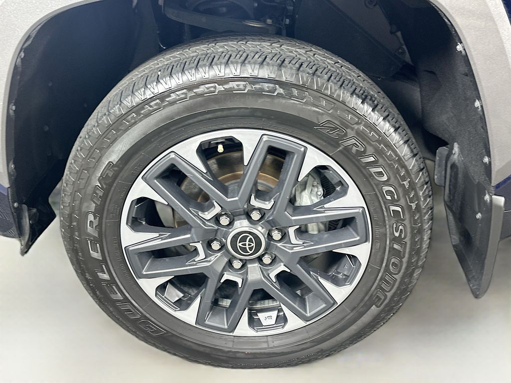 Thumbnail: 2024 Toyota Tundra - 31