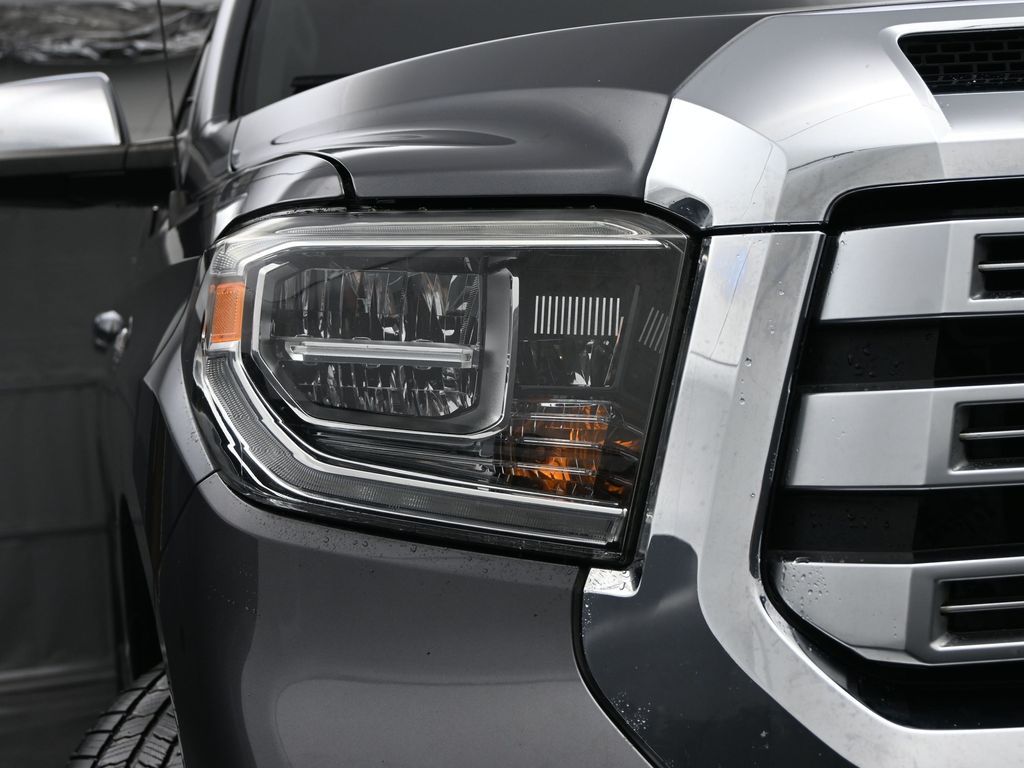 2018 Toyota Tundra Limited 5.7L V8