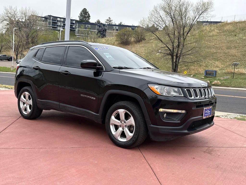 Diamond Black Crystal Pearlcoat 2018 Jeep Compass Latitude 4WD SUV / Crossover Four-Wheel Drive 9-Speed Automatic