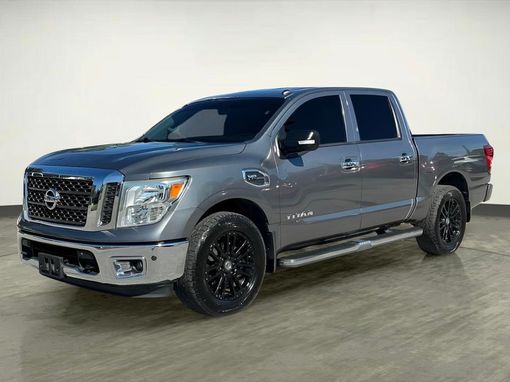 2017 Nissan Titan SV Crew Cab 4WD