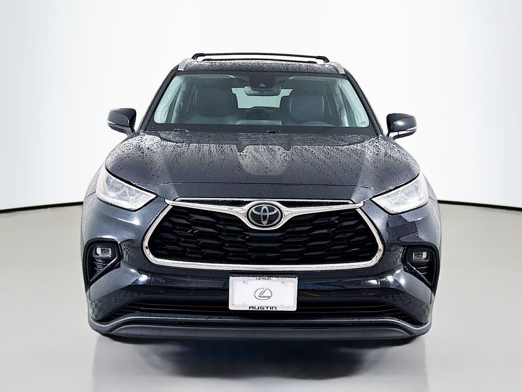 Thumbnail: 2020 Toyota Highlander - 2