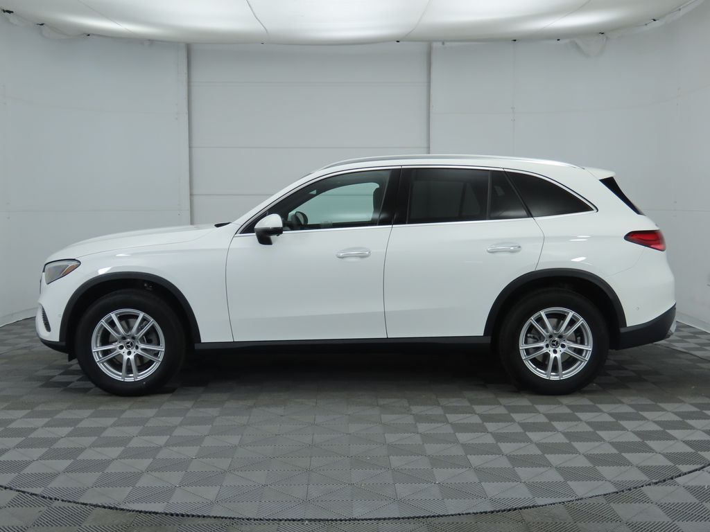 2024 Mercedes-Benz GLC 300 8