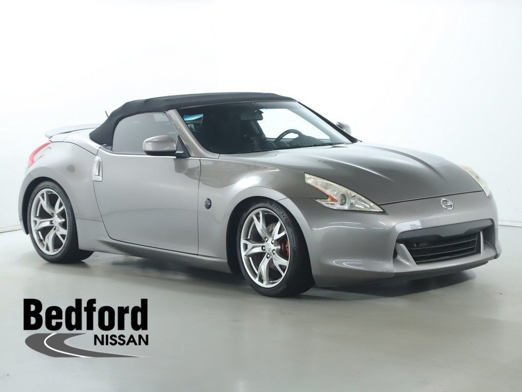 2010 Nissan 370Z Base