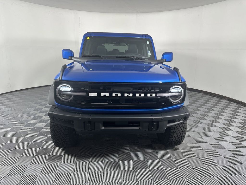 2024 Ford Bronco Outer Banks 2