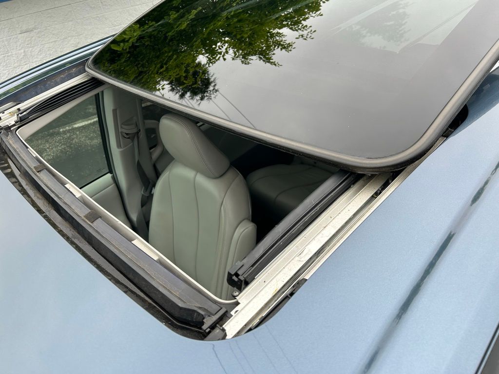 2014 Toyota Sienna XLE 11