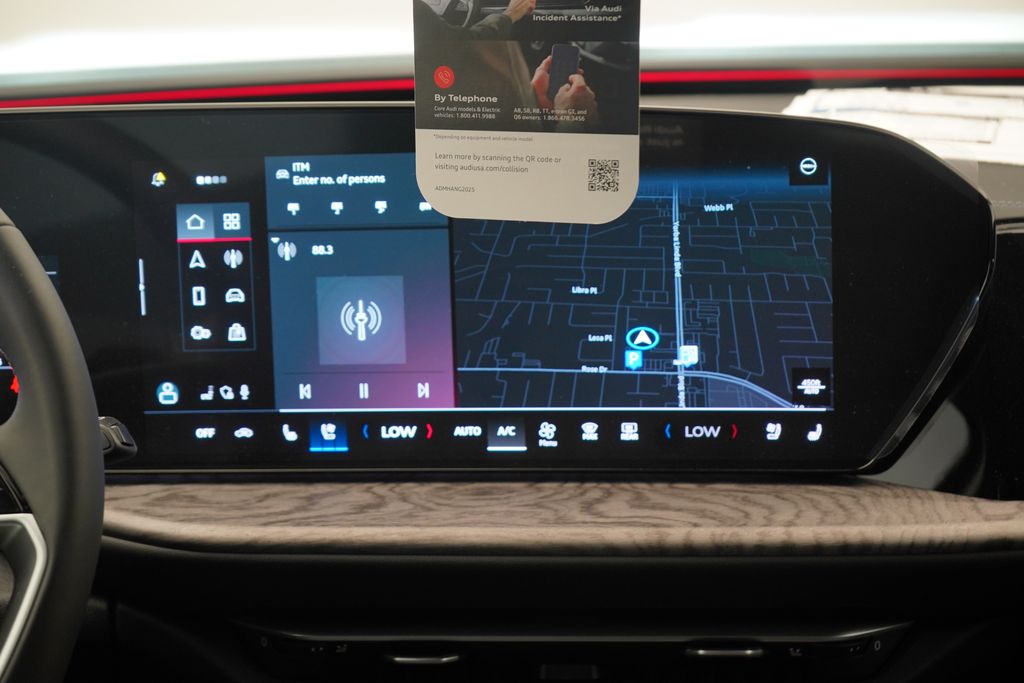 Thumbnail: 2025 Audi Q5 - 10