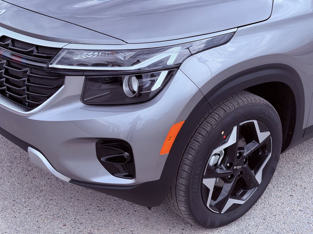 new 2026 Kia Seltos car, priced at $24,187