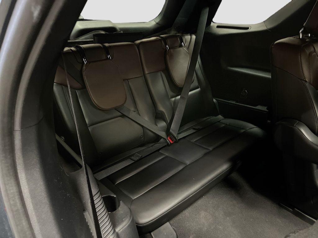 Used 2022 Blue Metallic Ford Platinum image 28