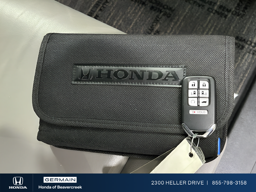 Used 2024 Gray Honda Touring image 30