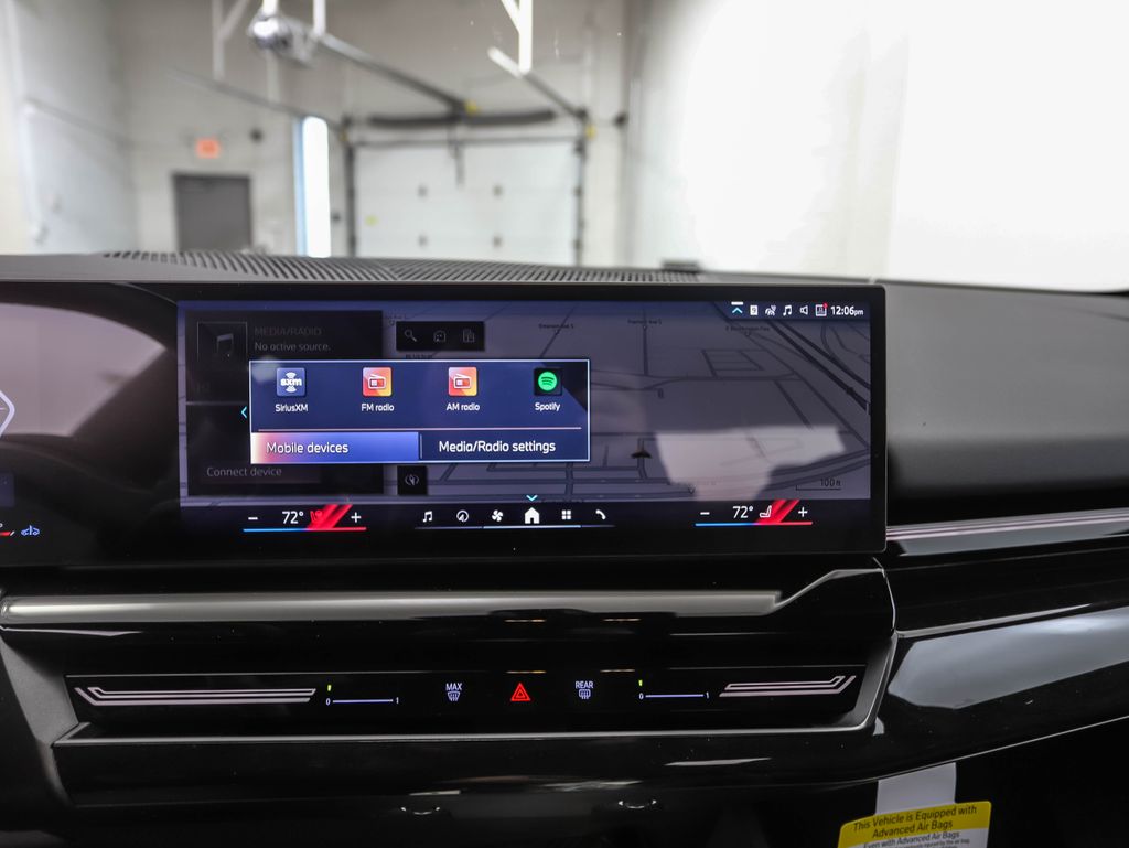 Thumbnail: 2026 BMW 5 Series - 15