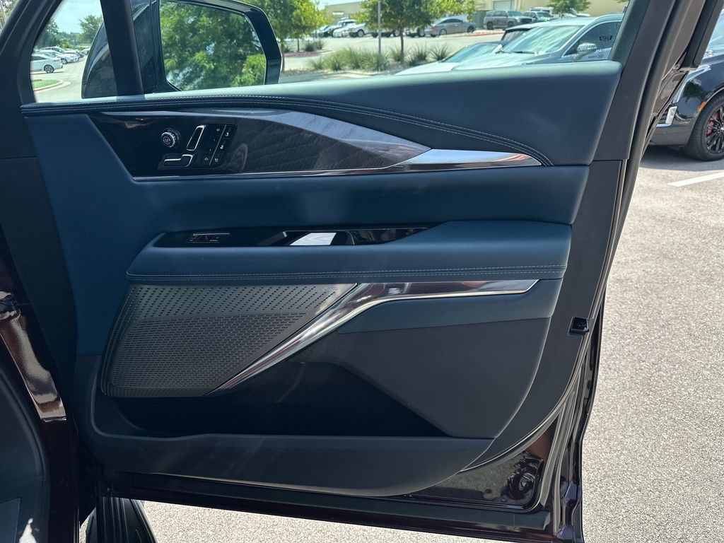 Used Car 2025 Cadillac Escalade Iq  Luxury 2 For Sale Under $110,000 In Austin, Texas