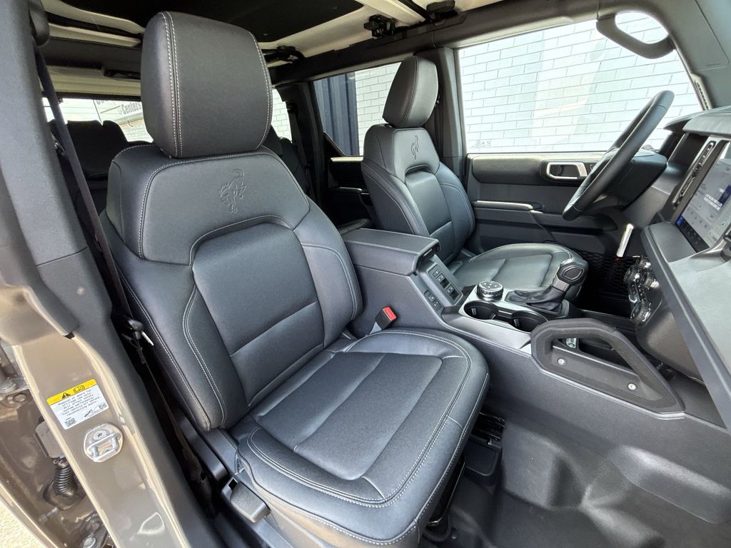 New 2026 Marsh Gray Ford Badlands® image 26