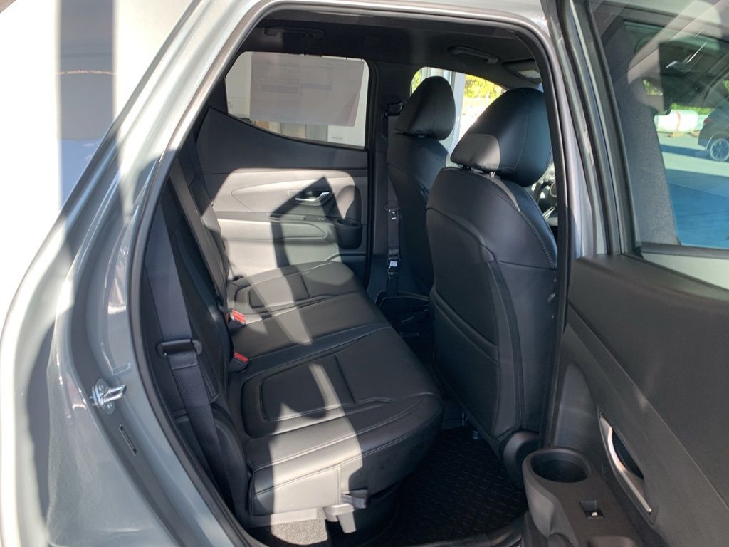 New 2026 Gray Hyundai SEL image 16