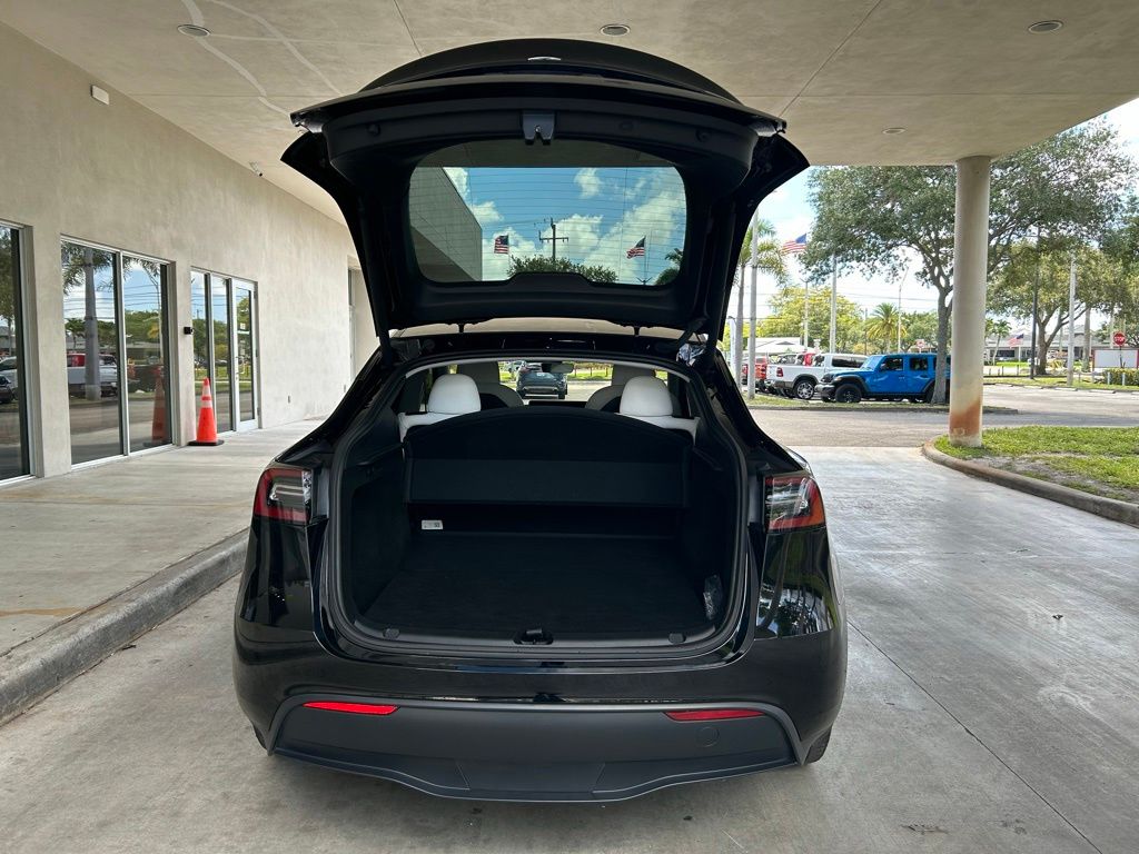 Used 2024 Black Tesla Long Range image 28