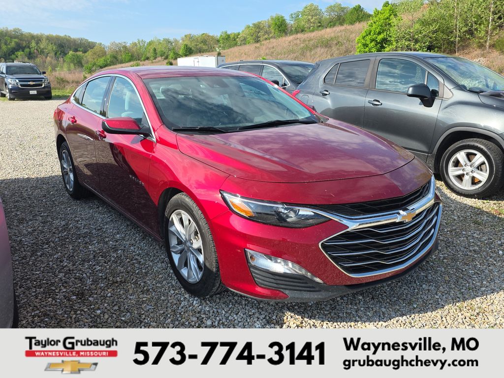 Radiant Red Tintcoat 2025 Chevrolet Malibu Sedan Front-Wheel Drive Continuously Variable Transmission