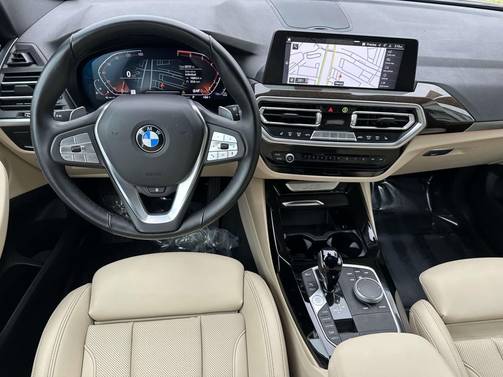 2022 BMW X3 xDrive30i 8