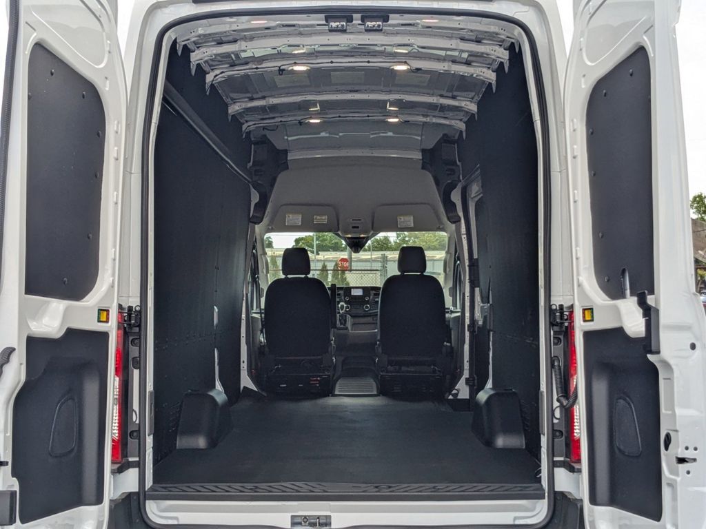 2025 Ford Transit 350