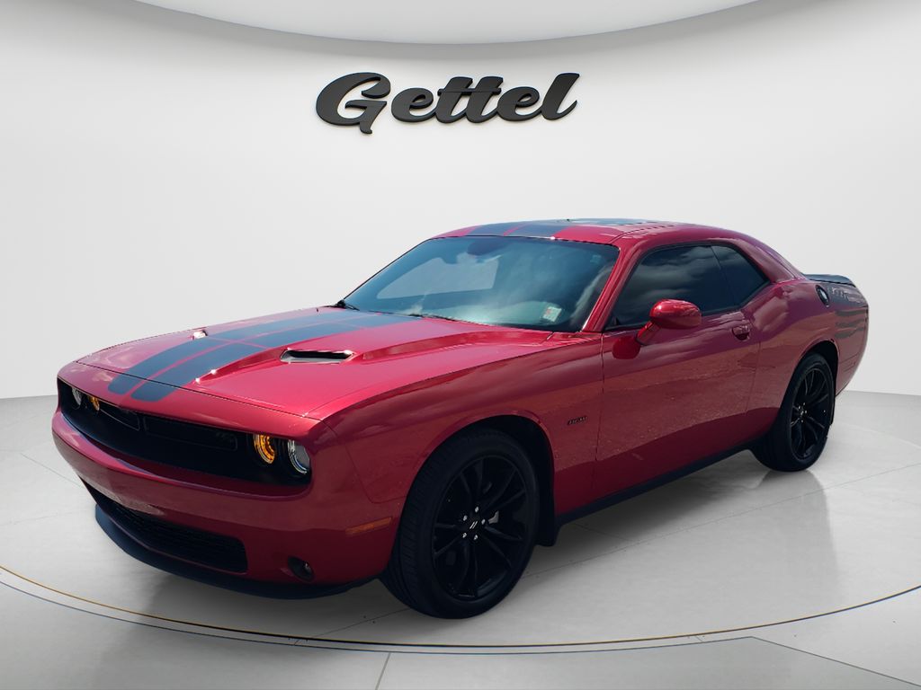 Redline Red 2018 Dodge Challenger Coupe Rear-Wheel Drive 8-Speed Automatic